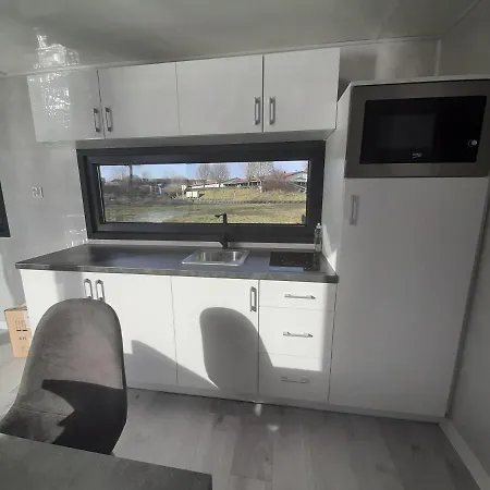 Hausboote Unteres Odertal Hausboot Kranich ספינת מלון שוודט